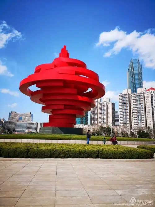 青岛五四广场标志性建筑火炬