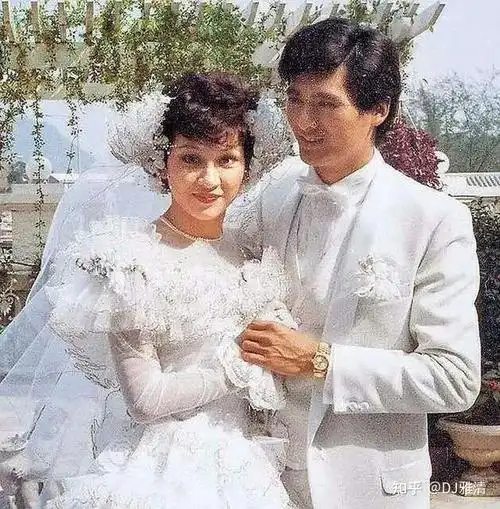 二,余安安:1976年在tvb电视剧《书剑恩仇录》中出演香香公主