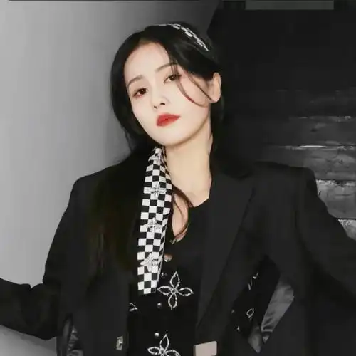 白鹿头像美颜暴击