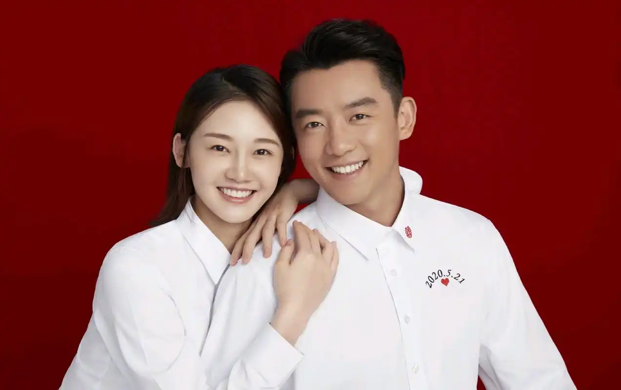 郑凯苗苗结婚:明星们的结婚登记照都是这么可爱吗?