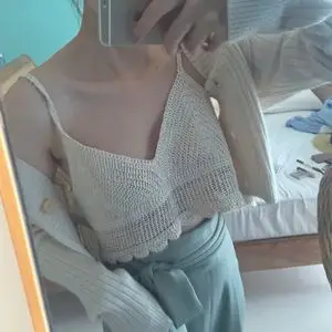 海边吊带背心女打底沙滩镂空针织衫海滩度假衣服搭配半身裙的上衣