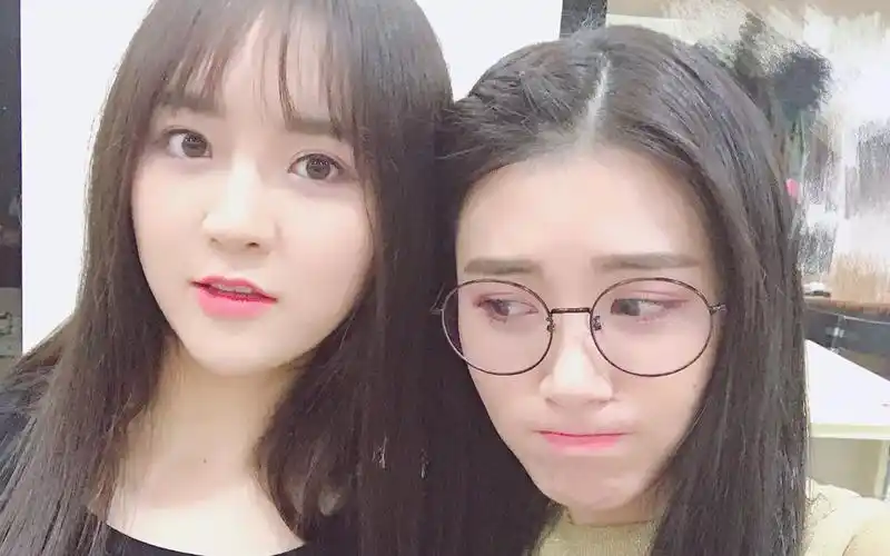 戴莫成员直播互动cut合集18年起更新至200923钱蓓婷直播snh48戴萌莫寒