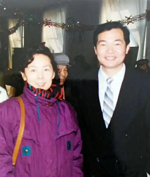 英雄儿女/王芳扮演者刘尚娴唯一选择:养老院