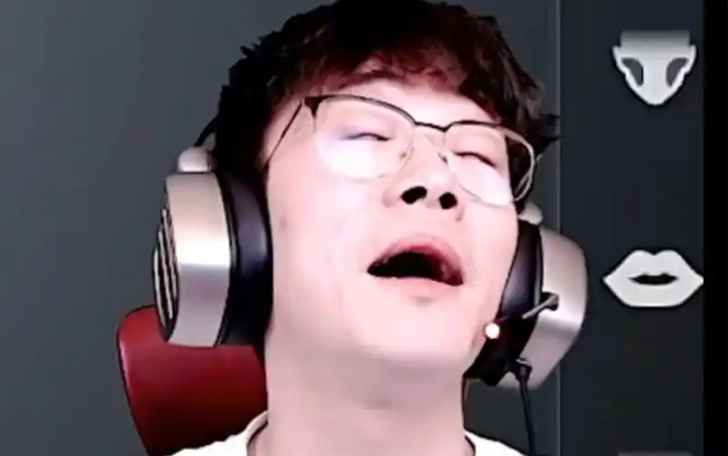 不求人现场捏脸汤圆真像汤圆一模一样