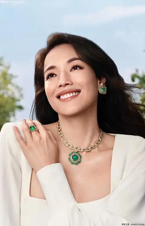 宝格丽_舒淇惊喜加入宝格丽广告大片阵容 魅力演绎全新奇境伊甸园高级