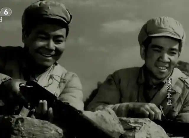 1952《南征北战》:陈戈 冯喆 铁牛 仲星火 经典怀旧