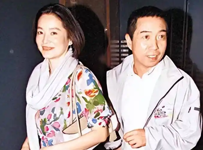 "夫妻本是同林鸟",但抱歉,这次林青霞也救不了邢李源