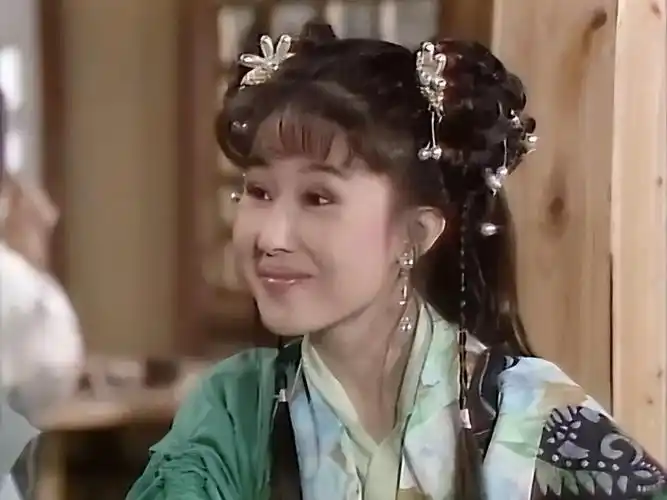 新白娘子传奇:五张"碧莲"剧照,有一个是假的,你能猜出来吗_腾讯新闻