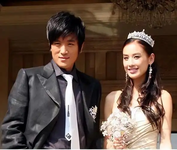 杨子和陶虹的结婚照(前夫杨子是我老板)(2)