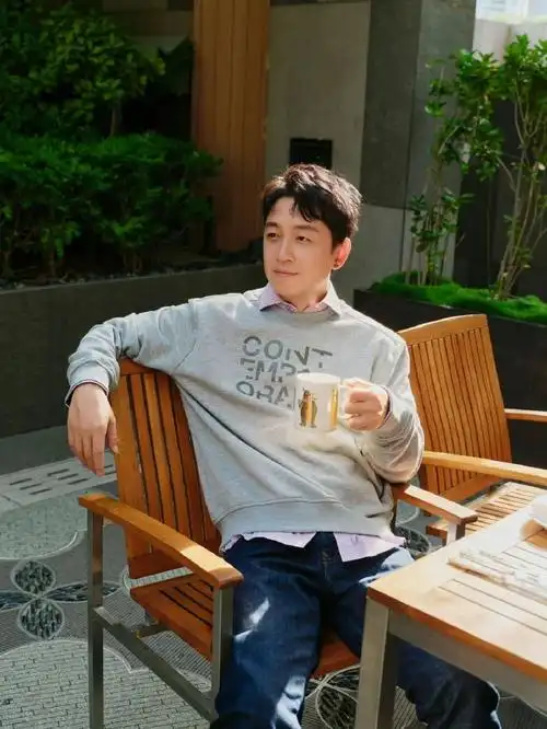 潘粤明问还记得上周剧情吗##潘粤明想努力长帅点