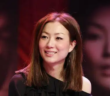 香港歌坛90年代涌现的女歌手为何如此稀少?