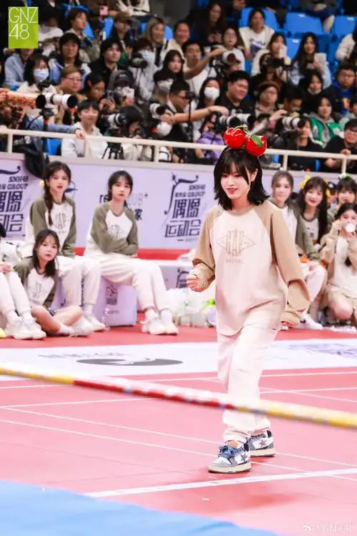 跳高』@gnz48-王秭歆@gnz48-曾佳@gnz48-龙亦瑞@gnz48-张润蓄力高飞