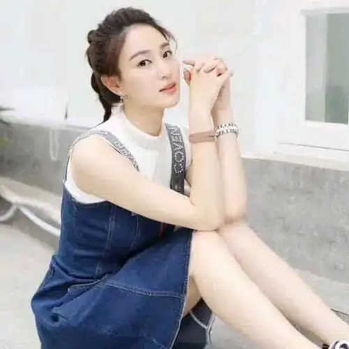 侯梦莎被称为最美军花,曾因戏生情而结婚,如今如何了