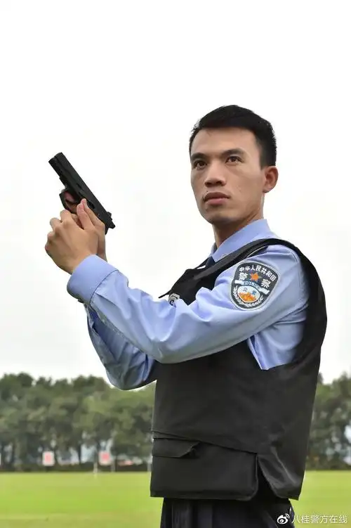 全国优秀人民警察唐耀华维护社会稳定的华探长