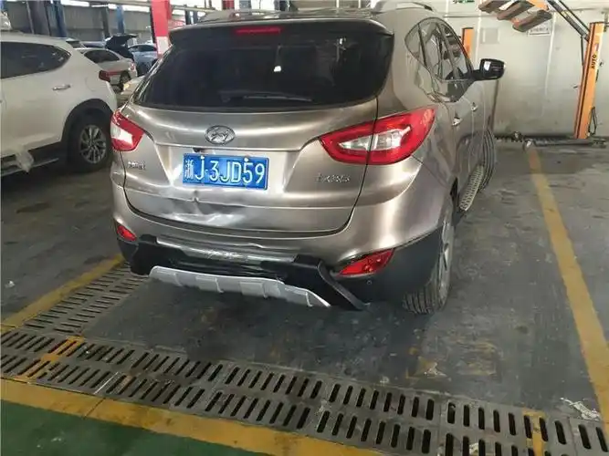 北京现代bh6440lay轻型客车(举升门壳)