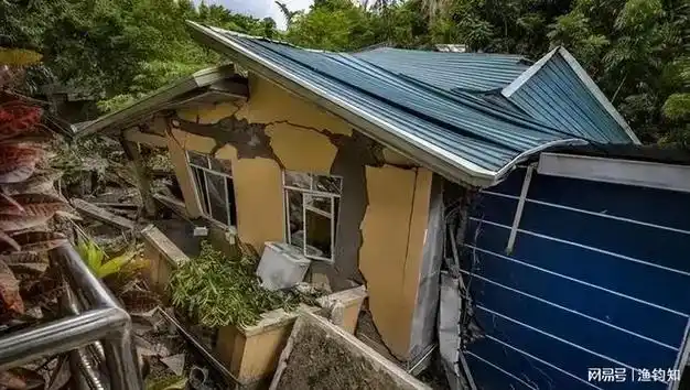菲律宾发生72级地震评论区中国网友的留言出奇地一致