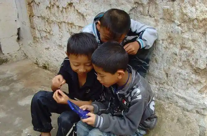 在农村怎么过暑假90后农村娃讲述他的童年暑假趣事