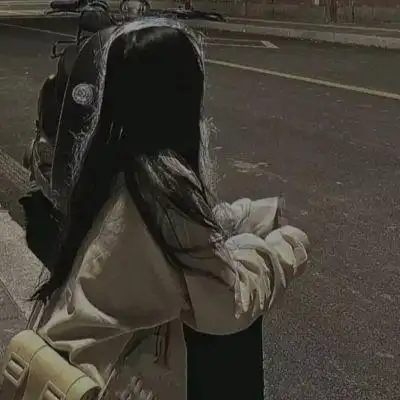 是我不该碰触那束干净的光._女生头像_我要个性网