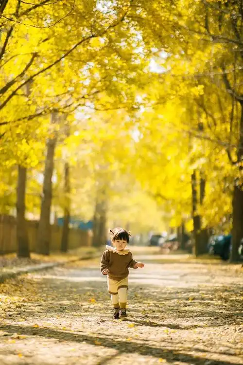 爱拍风景吧人景结合更能体现拍摄当下的环境让照片更有生命力当然一
