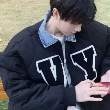 男生图片17岁普通帅气