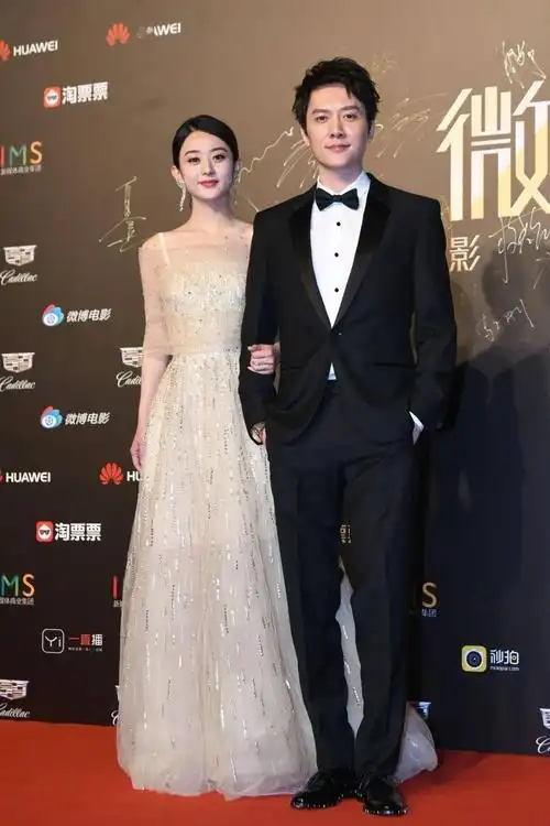 内地女星赵丽颖与冯绍峰离婚,一文看清5年情史!网友:不再信爱情了.