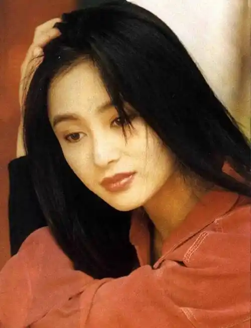 "大陆第一美女"陈红年轻时有多美?