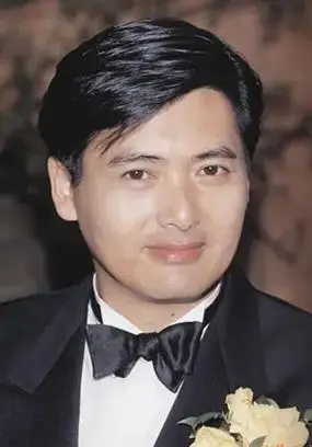 给大家分享一组周润发叔叔年轻时的照片,大家喜欢吗#周润发 # - 抖音