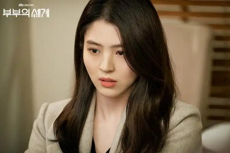 《夫妻的世界》剧照第51张图片