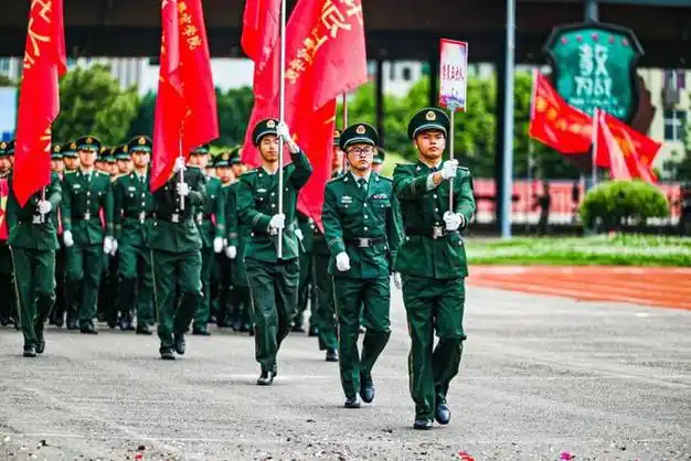 青春当燃活力全开武警警官学院第十二届体育运动会隆重开幕