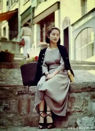 80年代的港风穿搭有多美?学习那个时代的美人,变身港风女神