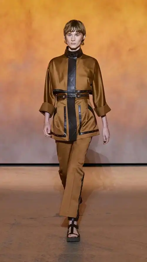 hermes爱马仕天空属于你爱马仕2022春夏女装秀