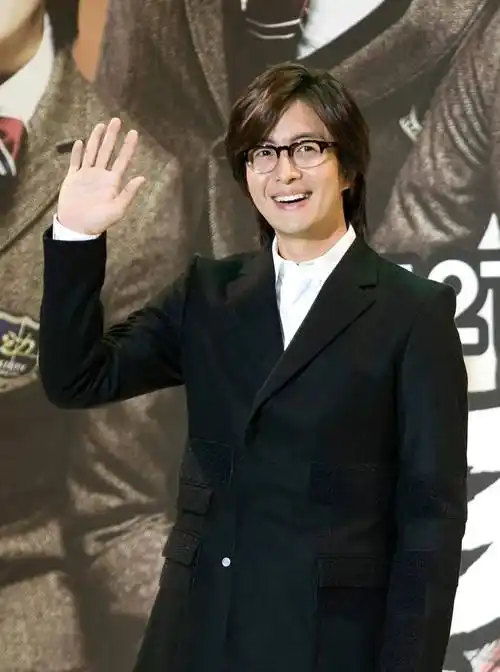 50岁裴勇俊突传退休!销声匿迹10年如今过得怎么样?