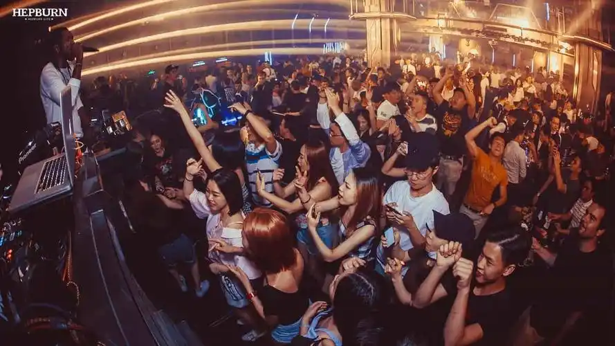 广州赫本酒吧氛围