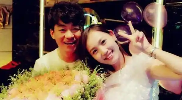 事实证明傻根王宝强已成为娱乐圈的一种精神图腾