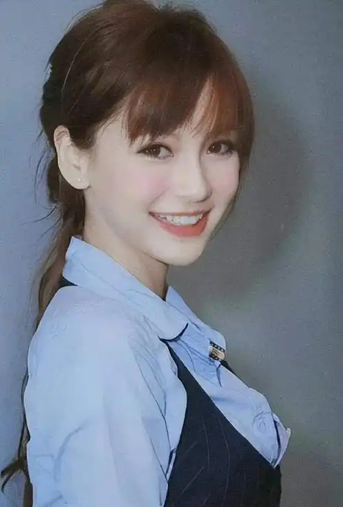 35岁angelababy投靠古天乐与黄晓明划清界线港媒表演跳舞