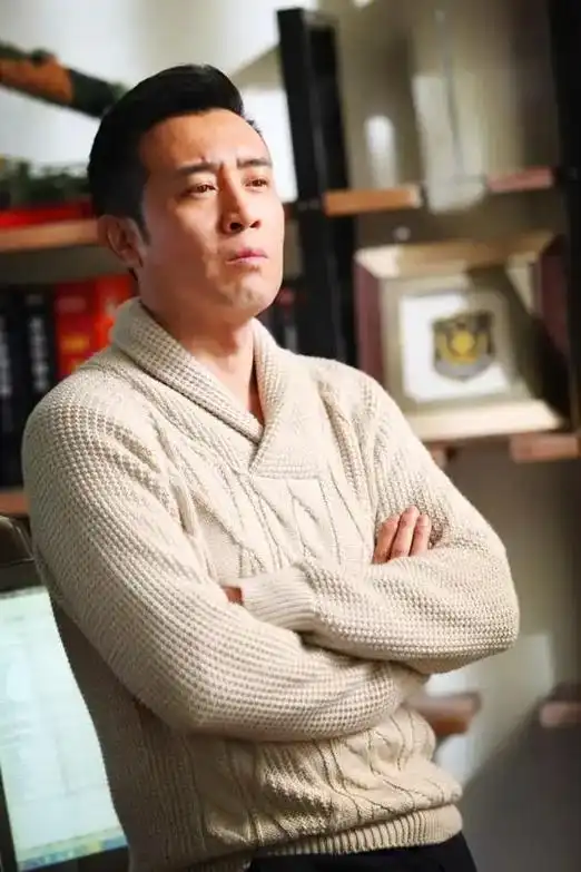 于和伟:我不是杨童舒老公,妻子是舞蹈演员,和老婆相爱至今