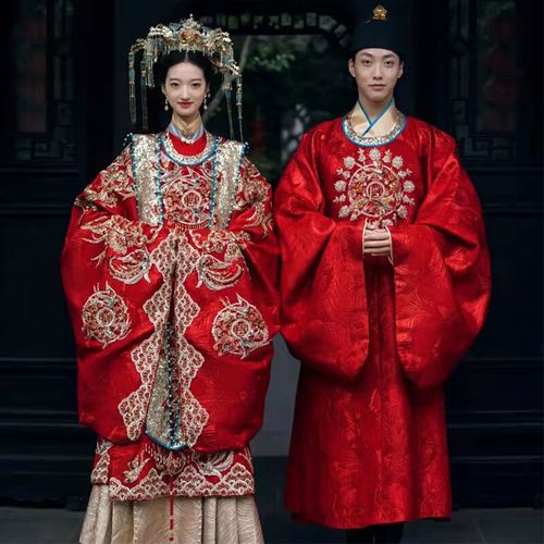 明制汉服婚服新款凤冠霞披中国风中式新娘花嫁衣大婚情侣套装男女