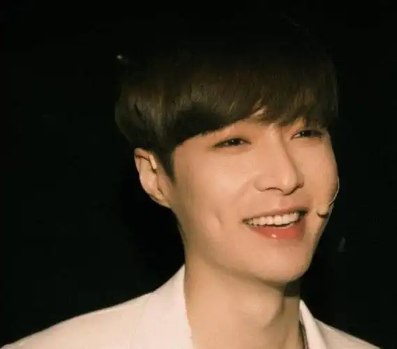 乐器|娱乐圈|影视圈|迪丽热巴_网易订阅