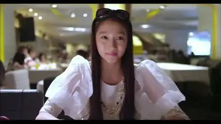 一仆二主:杨树苗穿着唐红的名牌衣服和包包,狠狠地教育了拜金女