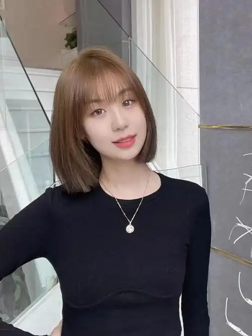 甜过初恋的齐肩发型