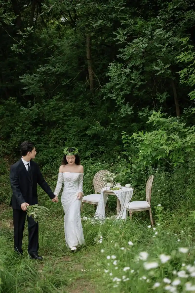 超适合夏天拍的草坪电影感婚纱照91婚纱照.