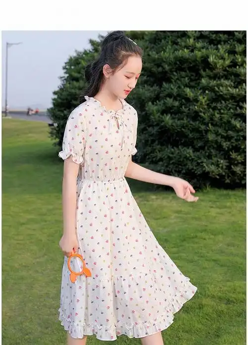 款雪纺夏天15岁13女孩碎花裙子少女高中学生长裙子过膝夏装白色裙子l
