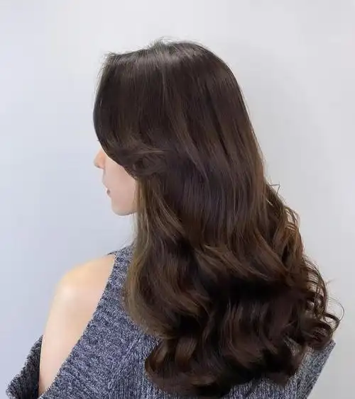 好看的女士发型推荐16款(五十五岁发型烫大卷好还是小卷好) - itcask