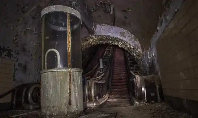 世界上最恐怖的三条隧道,都能直接拍恐怖片了,其中一条就在中国