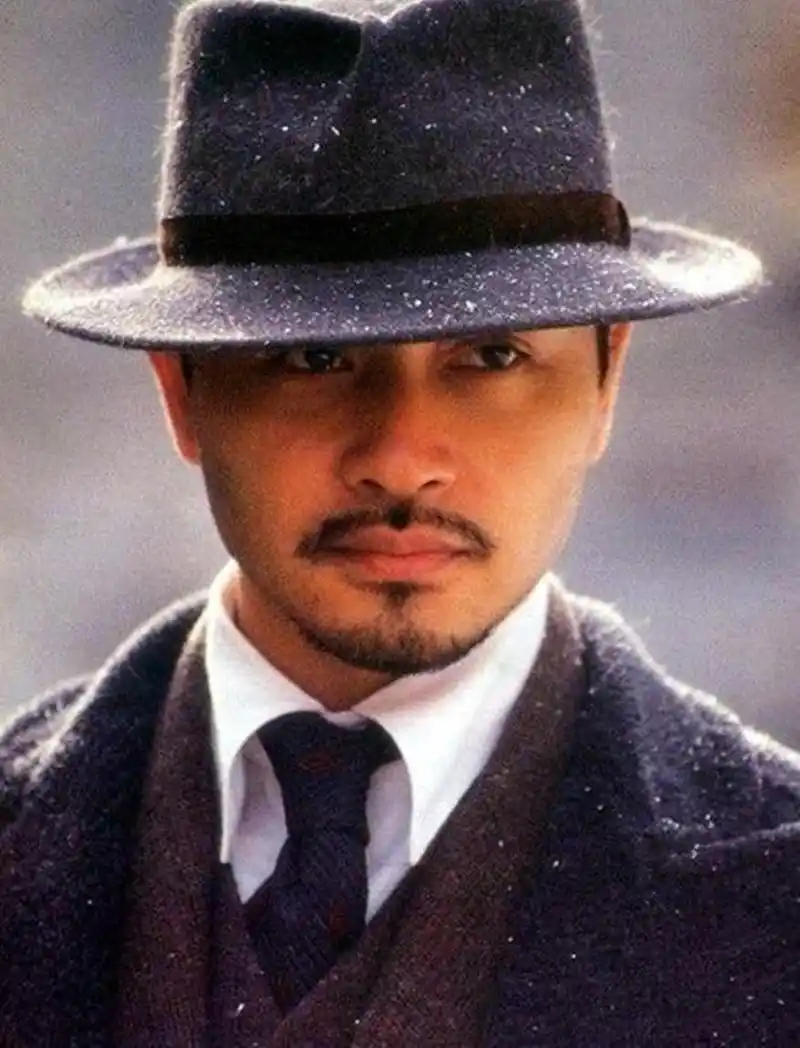 4位"许文强":张国荣90分,黄晓明80分,而他给120分都嫌少了!