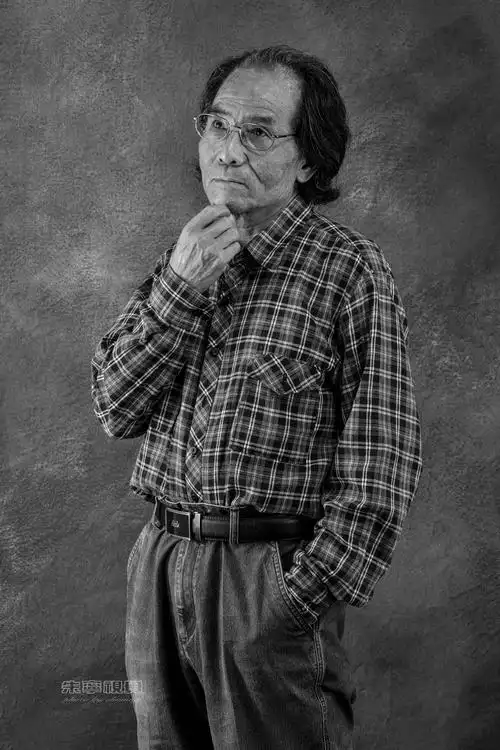 独特气质老男孩