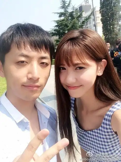 这个方逸伦原来被拍过啊,女朋友还参加过婧.