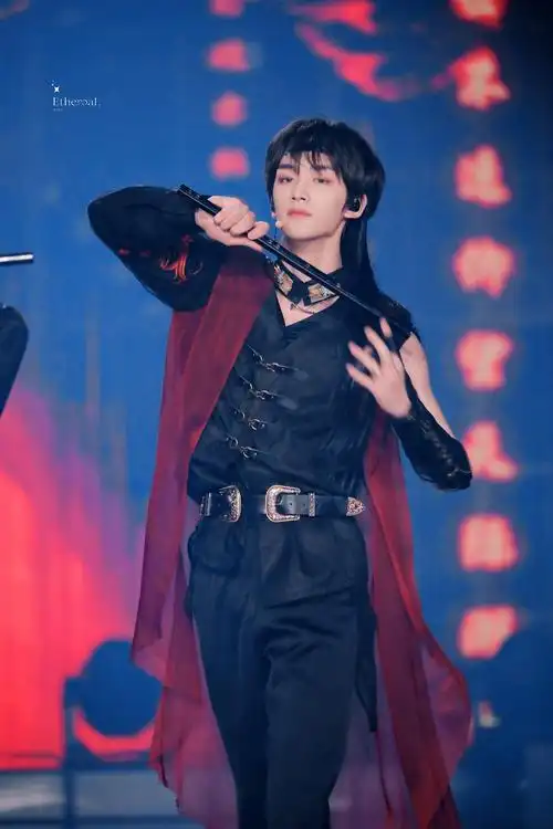 吸睛主舞丁程鑫元气少年与国风侠客竟然磕到了一骑绝尘镜头狙击丝滑