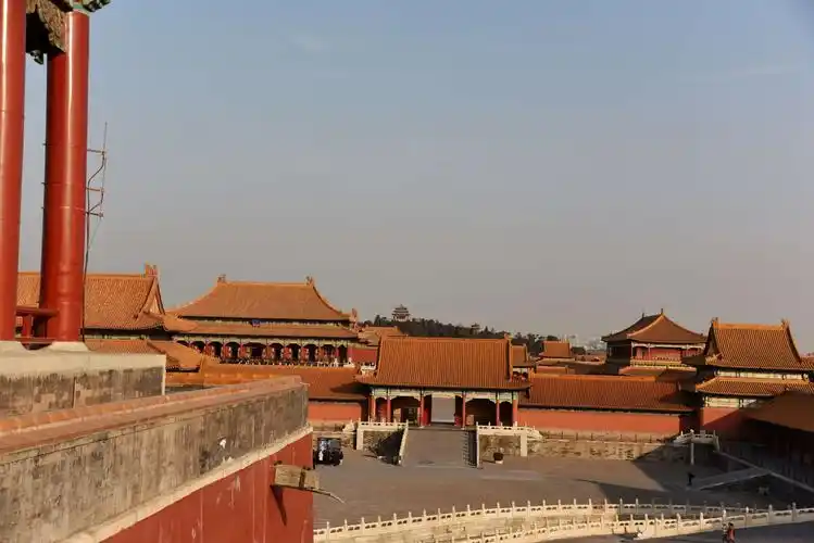 登紫禁城城墙观光