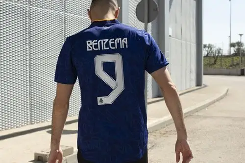 皇家马德里202122赛季客场球衣